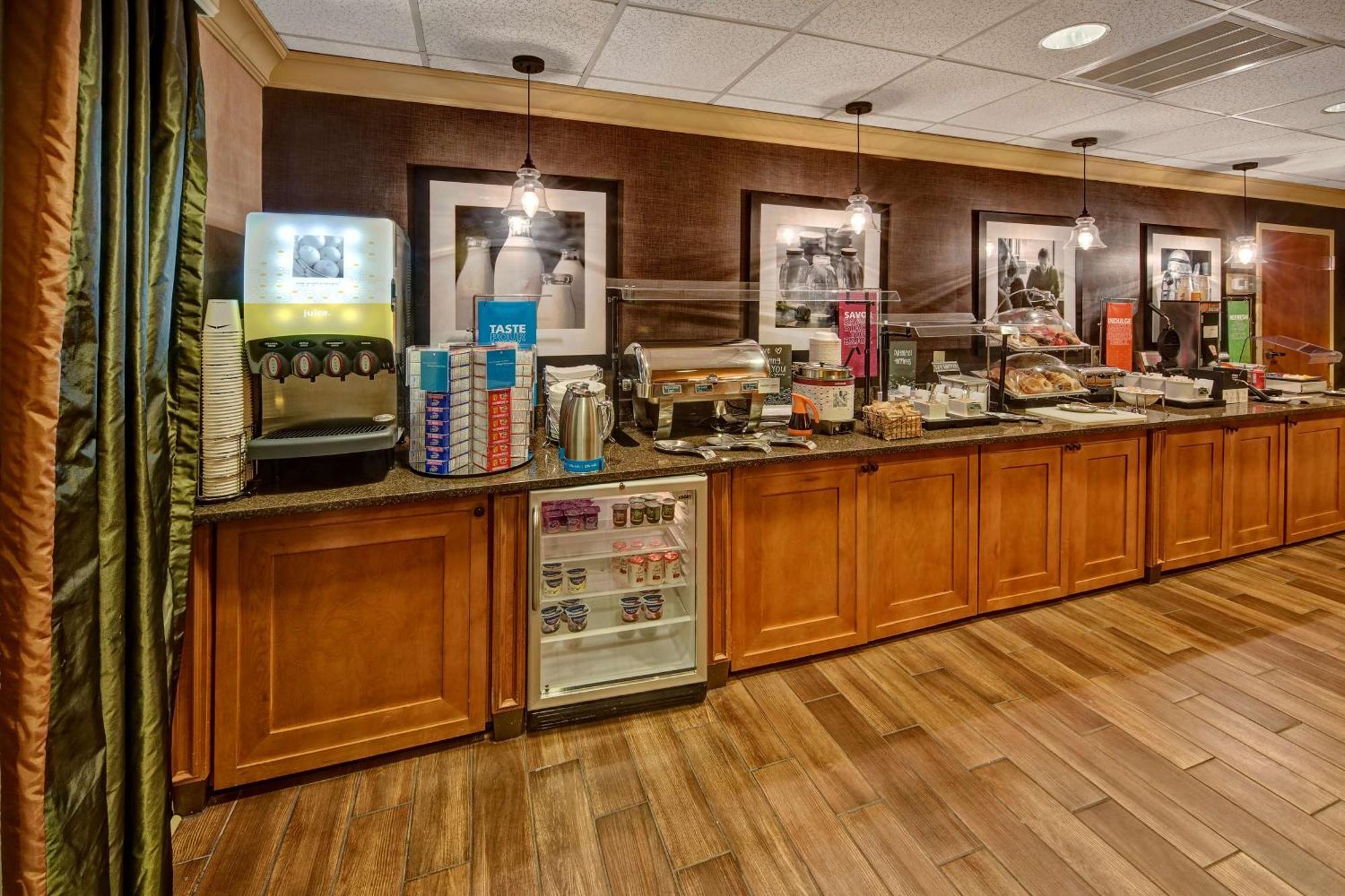 Hampton Inn Concord/Kannapolis Kültér fotó